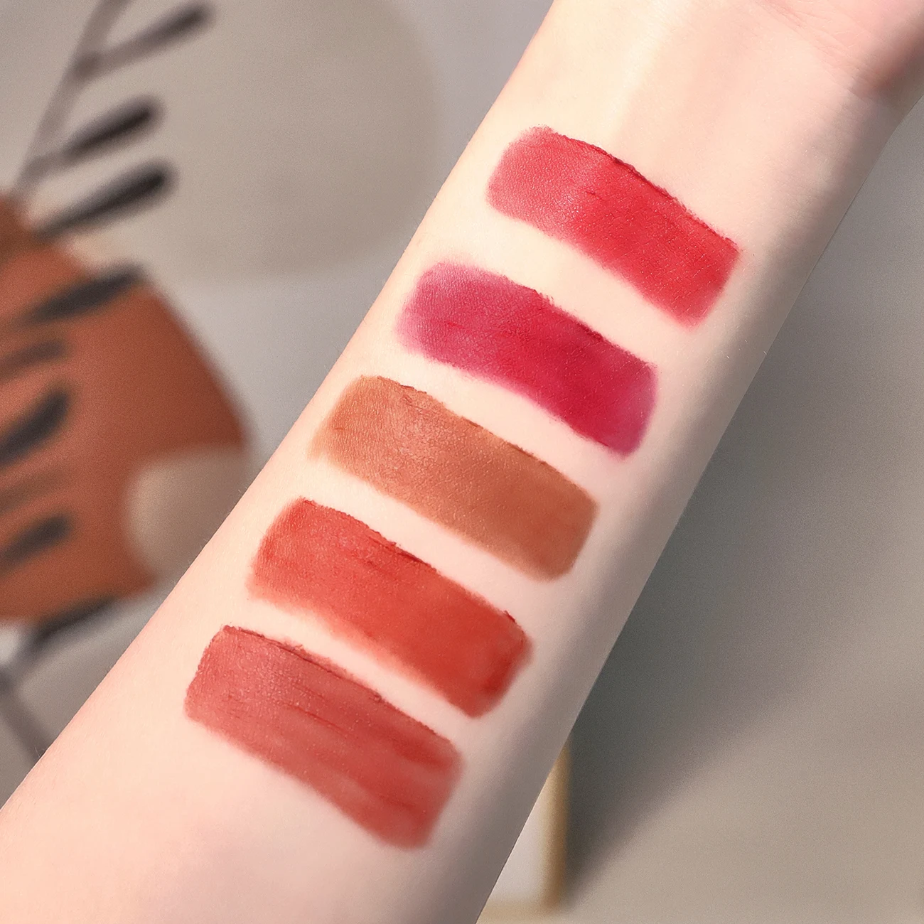 Wholesale Unique Appearance Cute Bears Lipstick With Key Ring matte long lasting makeup Waterproof Lip Gloss