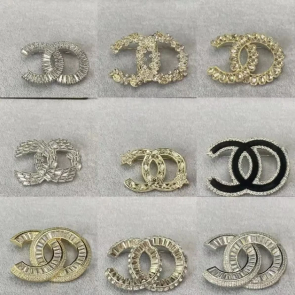 High Quality With Full Crystal Luxury Pearl Double C Letter Brooch or Women Lady