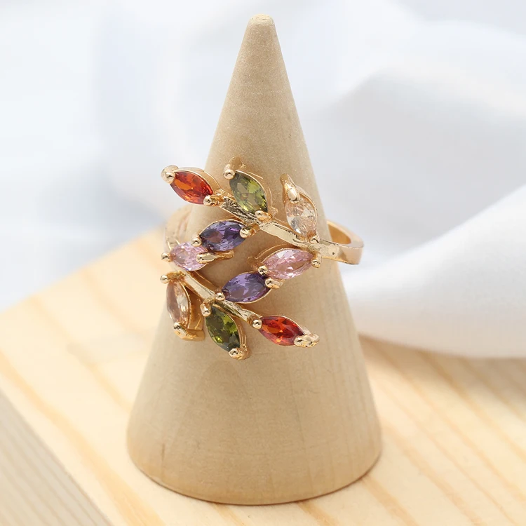 
New design customized jewelry 18k gold color ring gemstone finger ring for women 