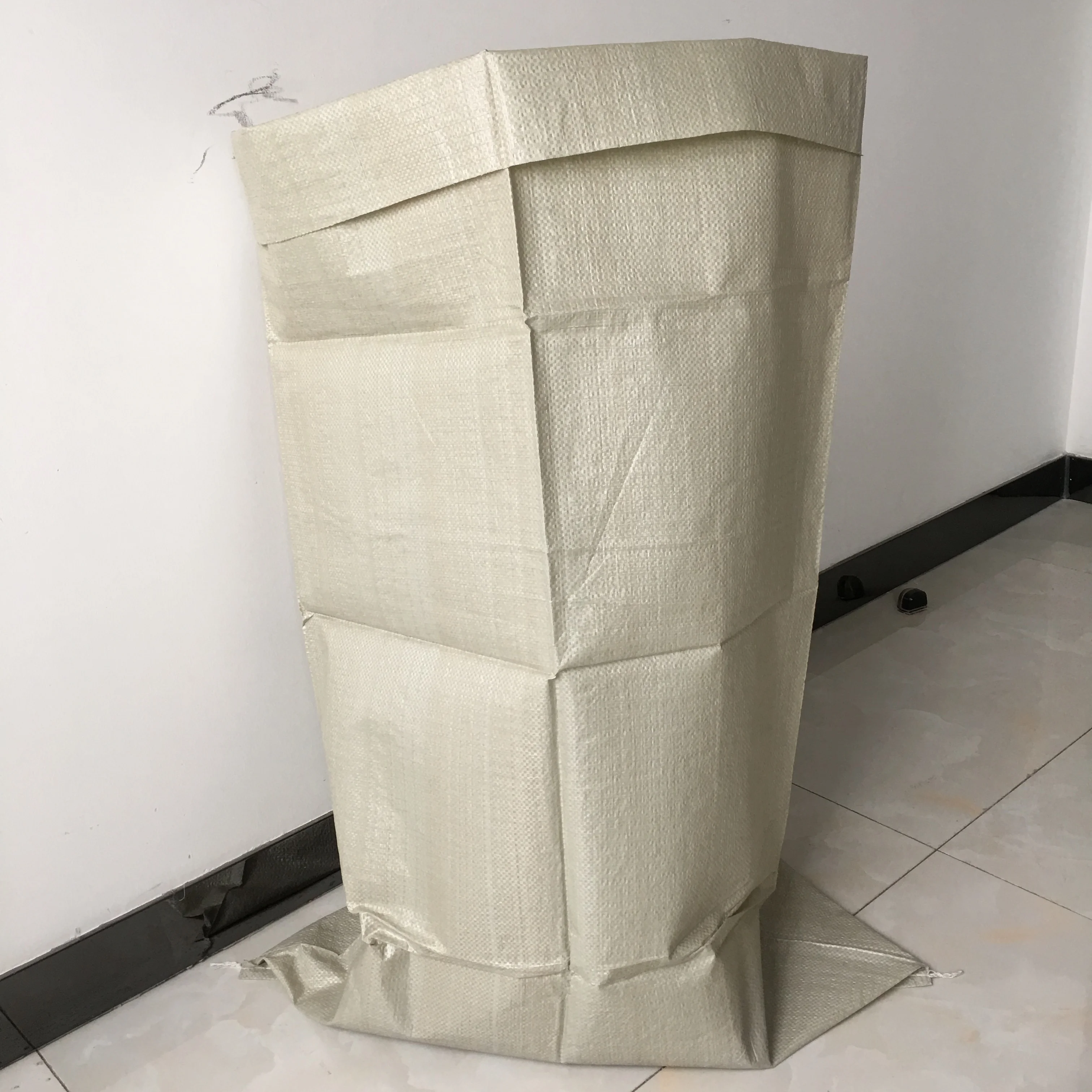 
The optimal empty sack pp woven rubble bags / sack for packing garbage, construction rubble and scrap wood 