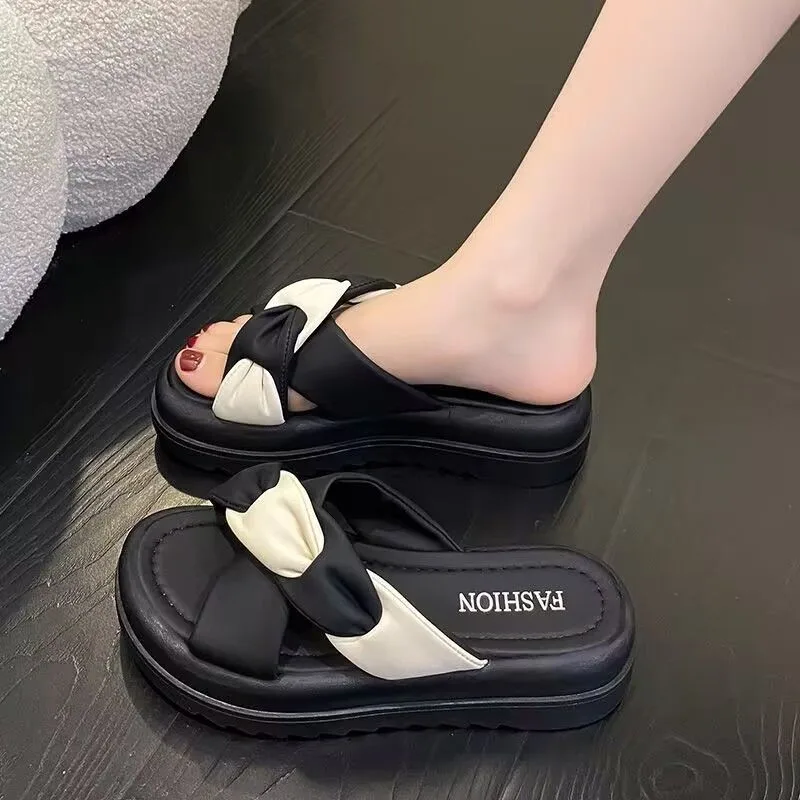 Outdoor casual summer 2024 Cross fairy style new outdoor beach shoes platform slippers fashion slippers