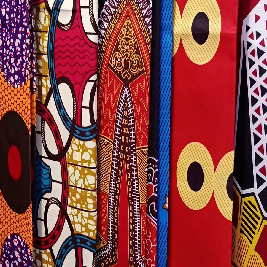 Good Quality Newest Designs 100% Cotton Comfortable Customized Wax Printed Fabric