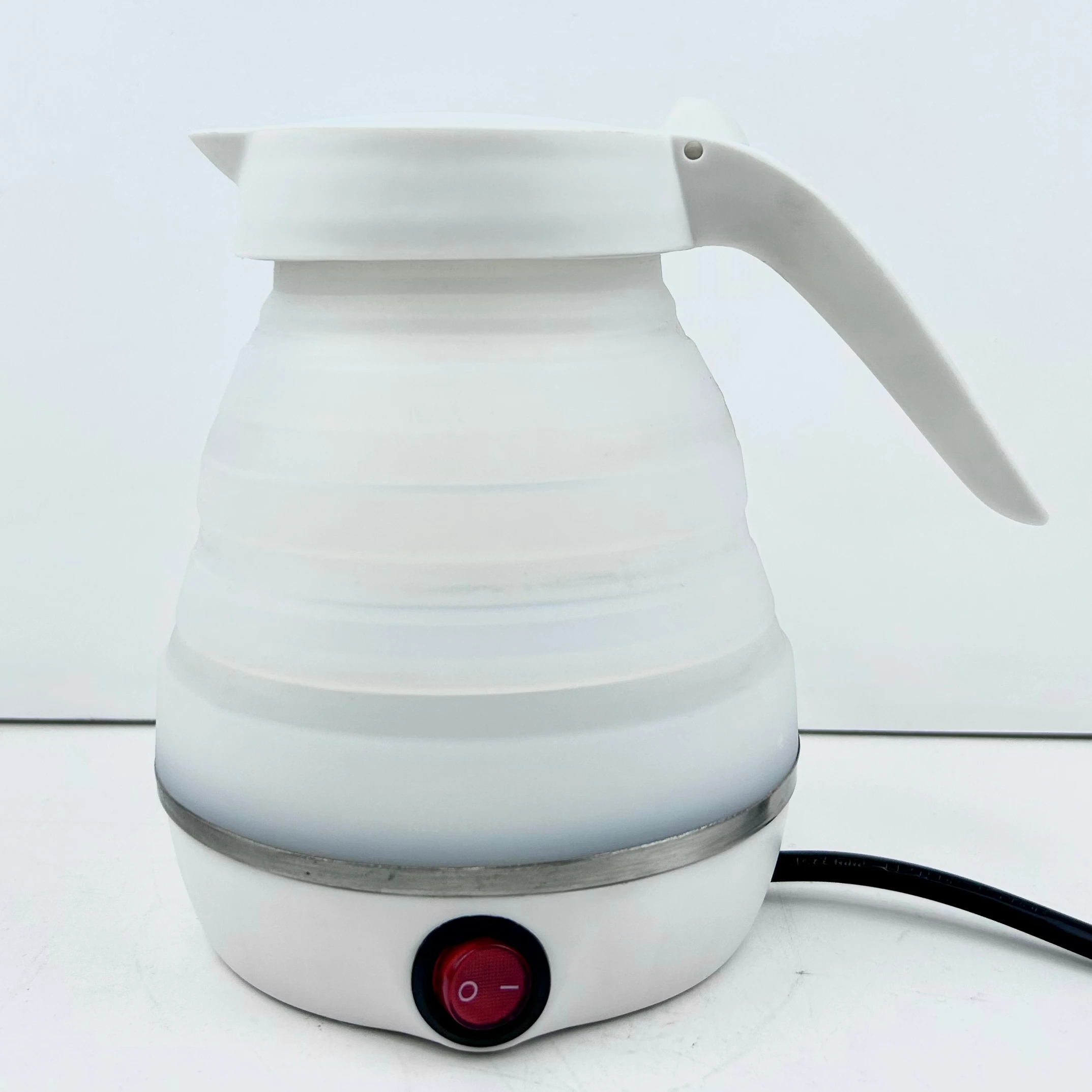 Silicone Folding Travel Electric Kettle Mini Foldable Electric Travel Kettle Portable Plastic 0.6L Mechanical OEM Water Heating