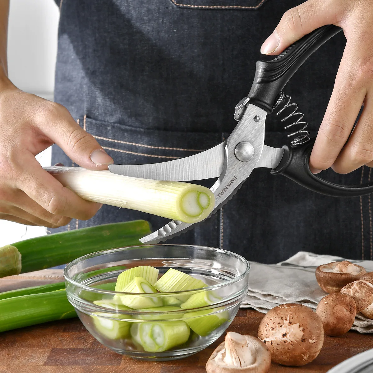 Poultry Shears Kitchen Shears Heavy Duty Rust Proof Kitchen Scissors Heavy Duty Spring Loaded for Bone Chicken Shears