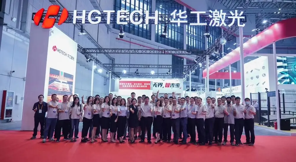 HGTECH good price 1000w 2000w 3000w Raycus stainless steel carbon steel metal tube pipe laser cutting machine fiber laser cutter