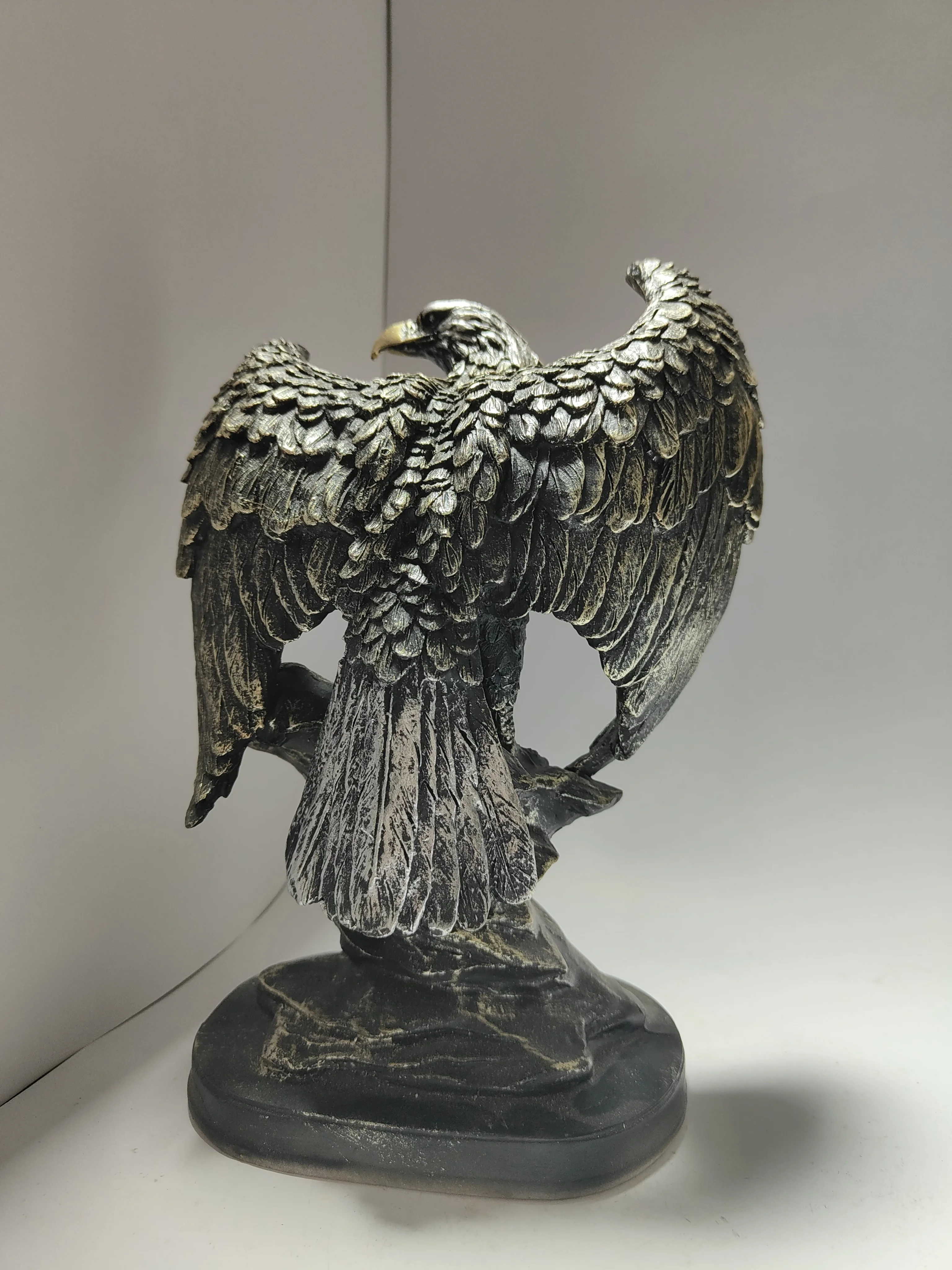 Customizable 3D Realistic Eagle Statue Resin Sculpture, Perfect Gift Statue,all Animal Customization Tables and Cabinets Display