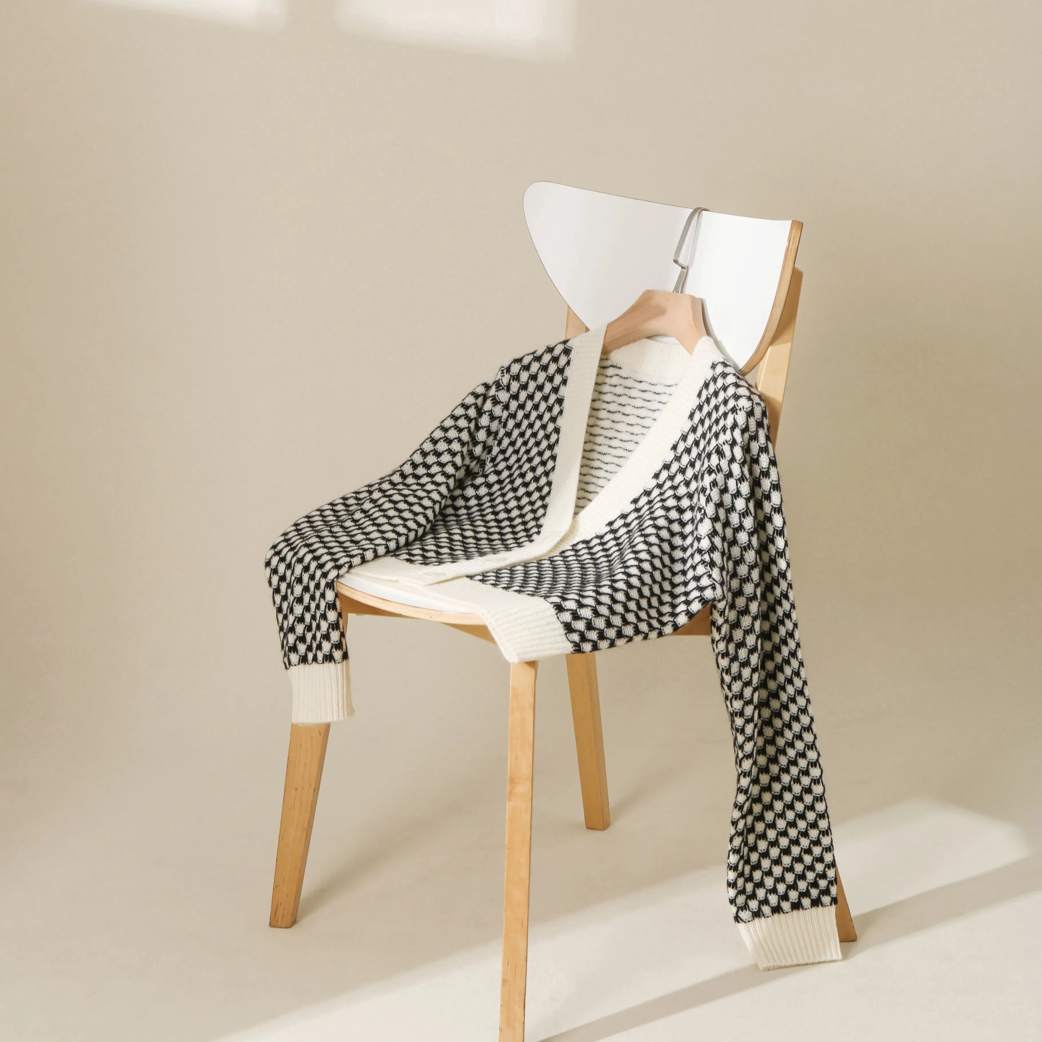 Women New Fashion V Neck Elegant Jacquard Knit Luxury Cardigan Erdos Cashmere Sweater