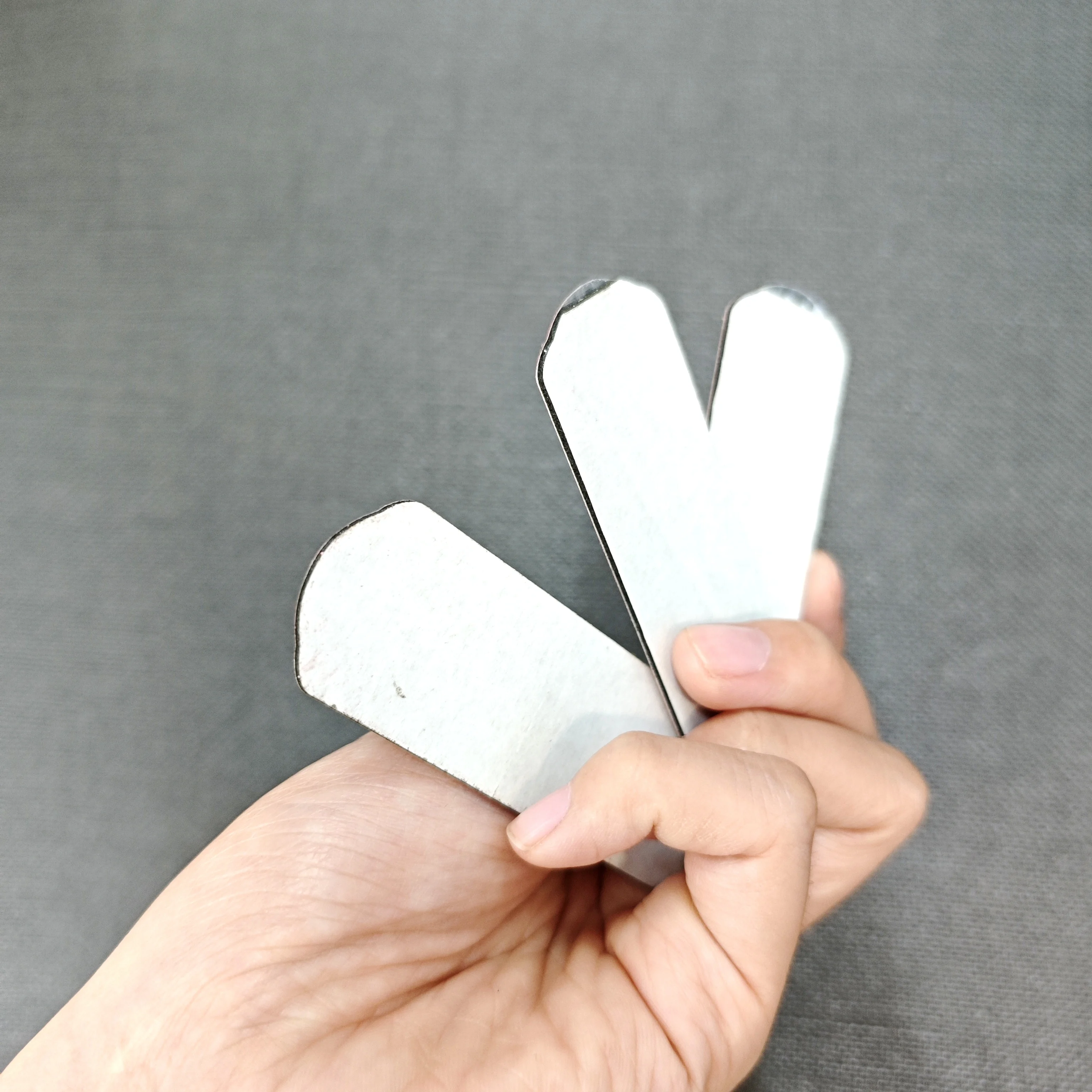 Alloy 3D Logo Emblem Metal Wine Logo Emblem Bbadge Stickers Custom With 3M Sticker For Wines