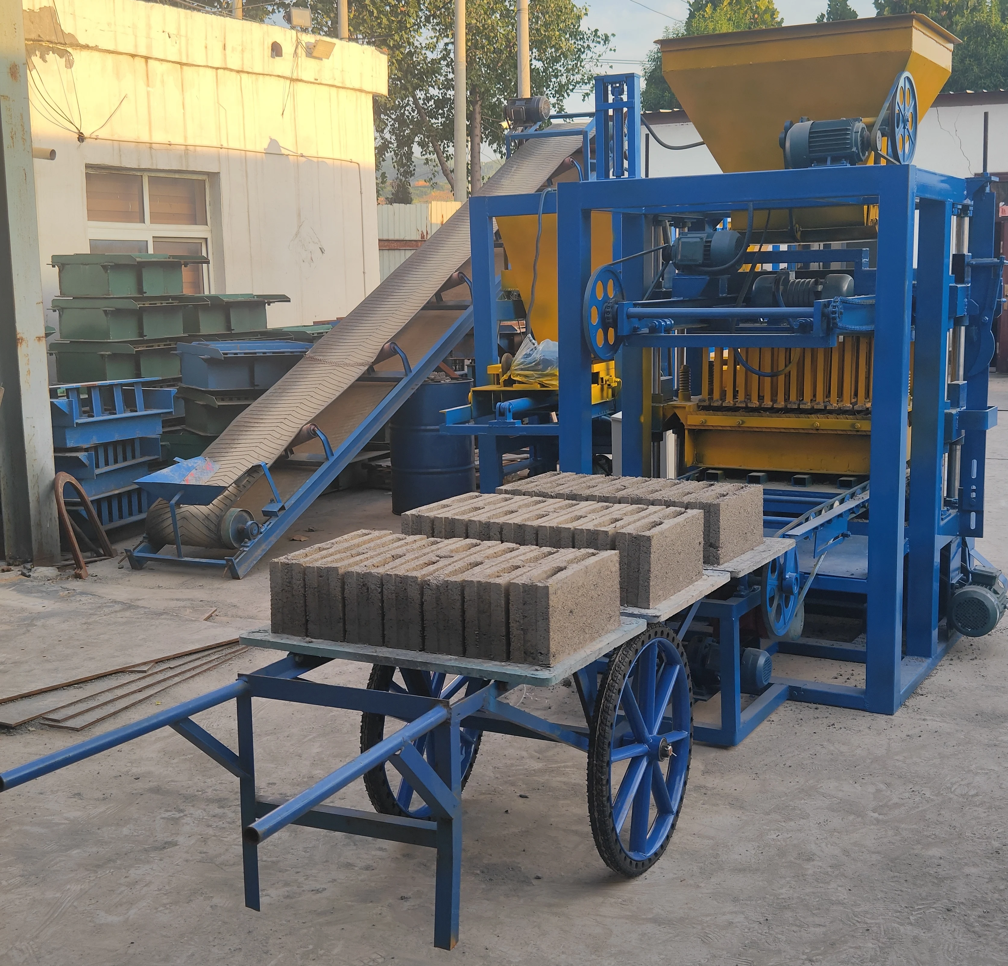 4-26 Block Cement Making Machine Manual Interlocking L Brick Making Machine Compressed Logo Bricks Earth Block Machine