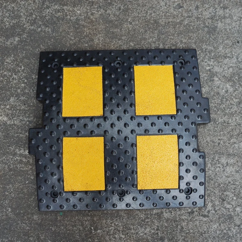 500X500X50Mm New Durable Vehicle Slow Down Rubber Car Road Rumble Strip Safety Speed Bump