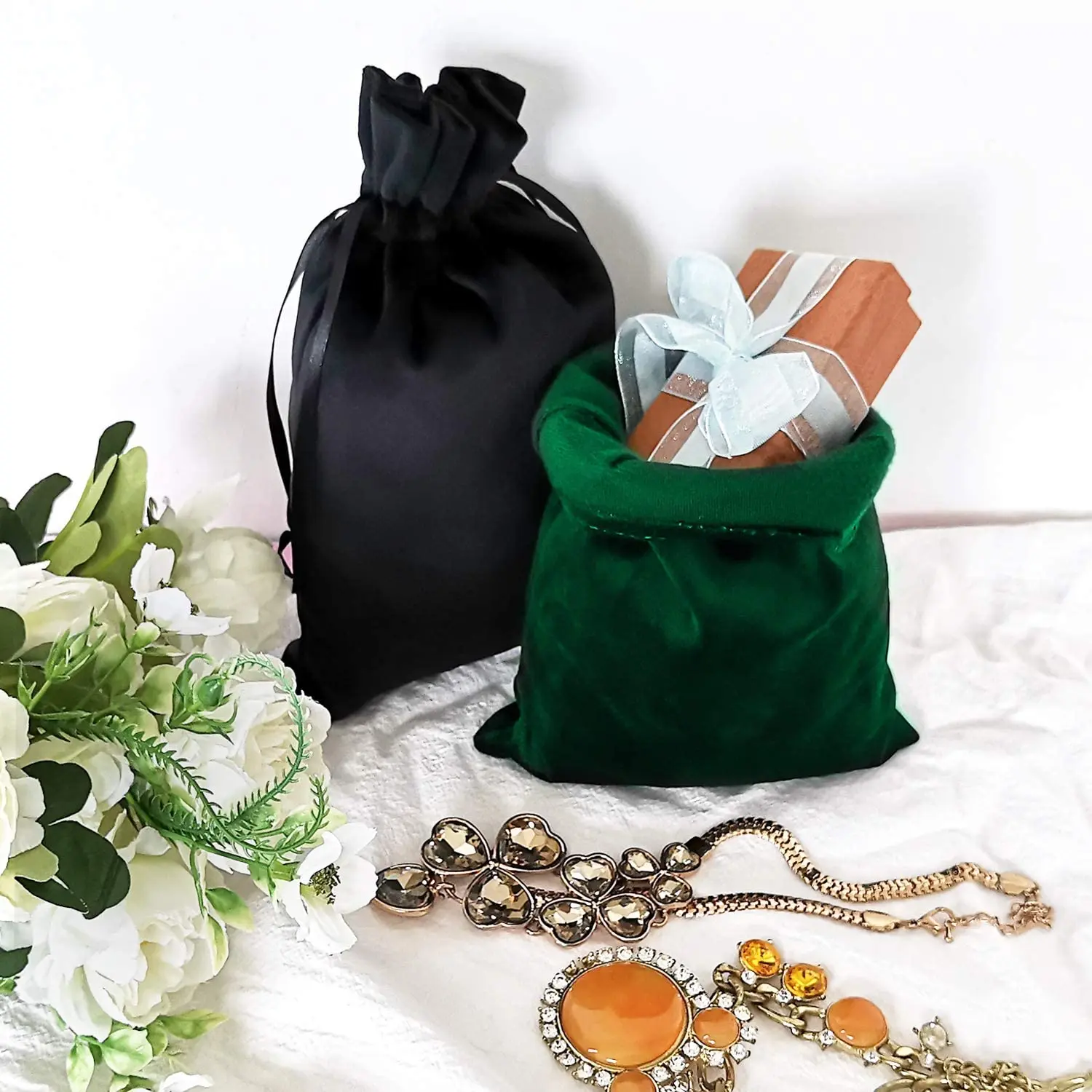 Luxury Velvet Bag Wholesale Custom Jewelry Tarot Paper Velvet Drawstring Pouch