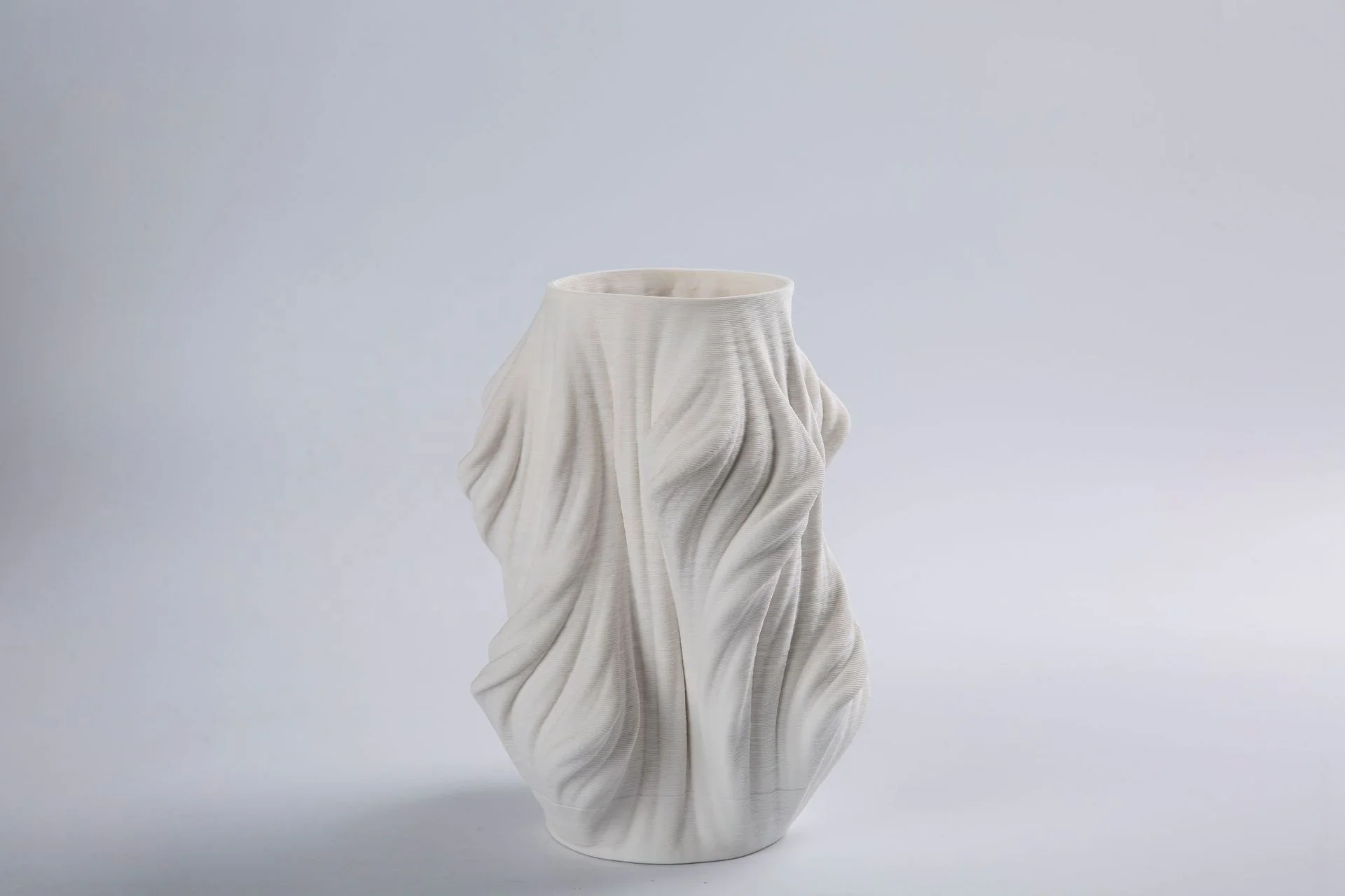 Simple and creative special-shaped 3D printed ceramic vase ornaments modern soft decoration model house sales office simulation