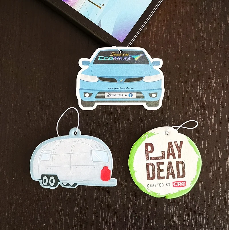 
Автомобильный подвесной освежитель воздуха из бумаги 