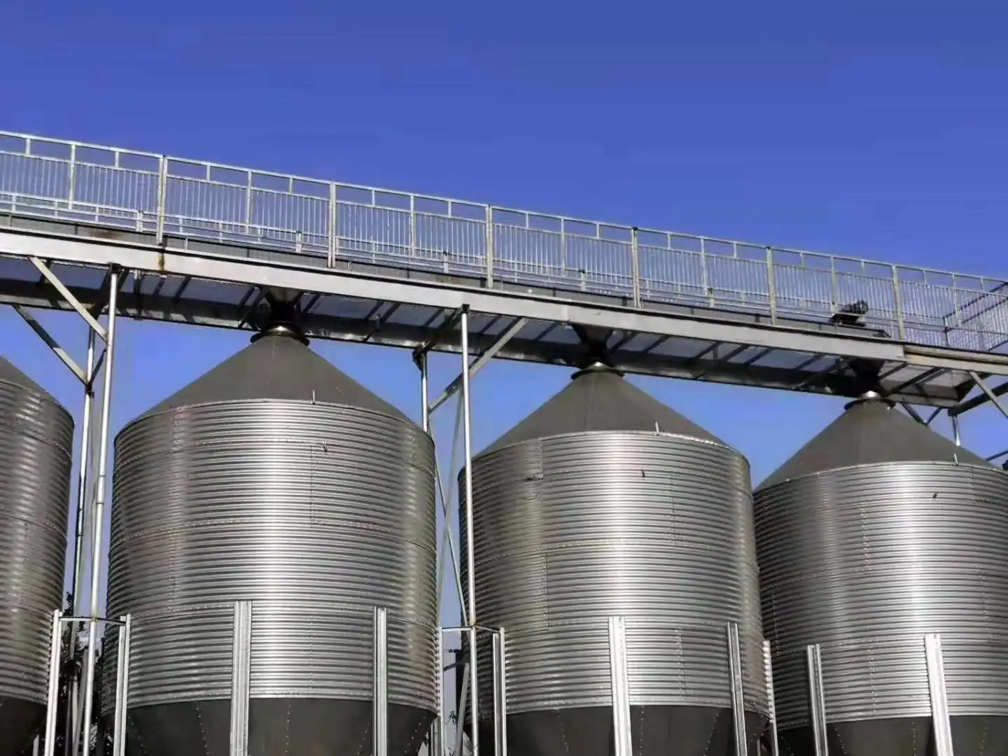 Продажа зернохранилища 100Ton 300Ton с