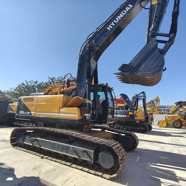 Cost Effective Used Excavators HYUNDAI 305LC-9T in Great Condition 30 Ton Original Diggers Hyundai 305LC-9T in Stock on Sale