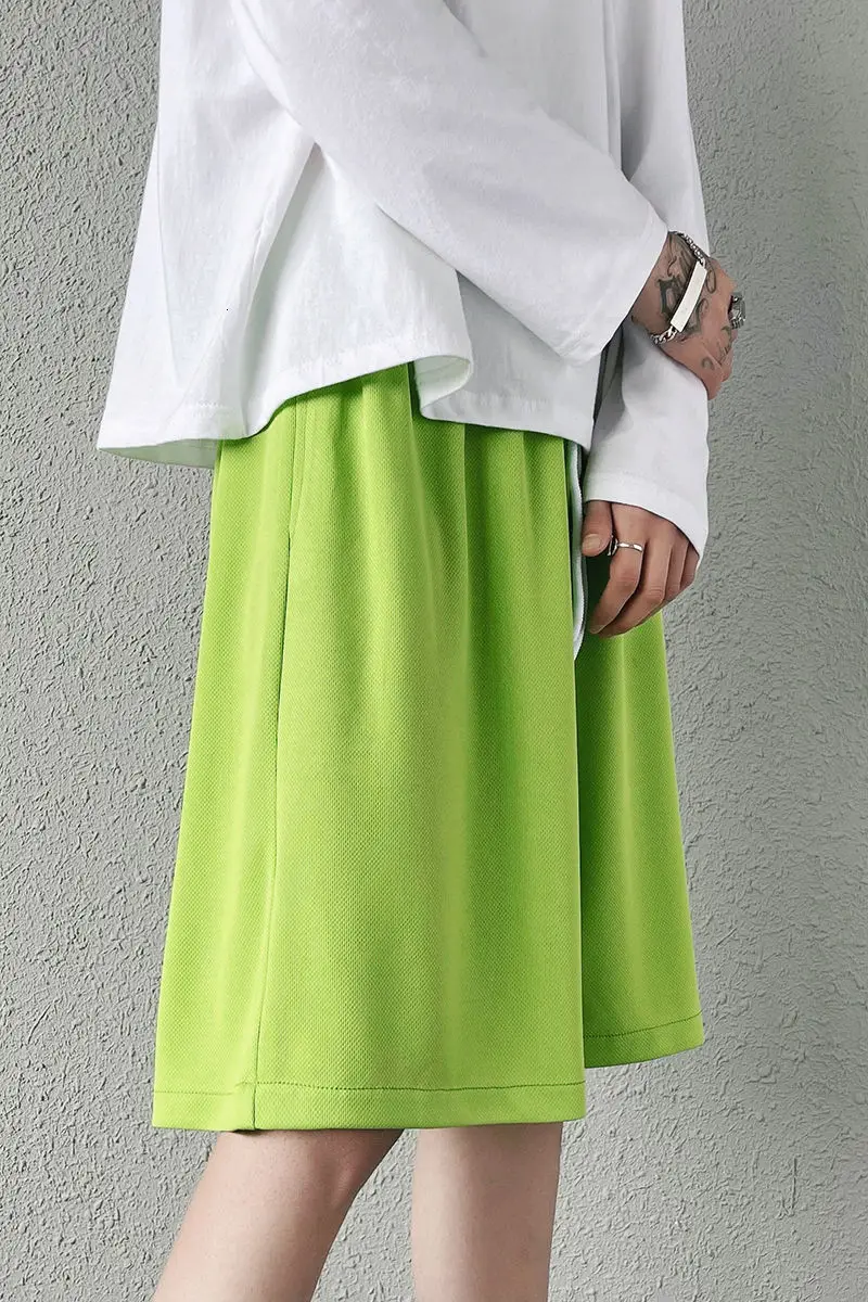 2021 Best selling loose quick dry breathable solid color 10 color new ice mesh basketball shorts