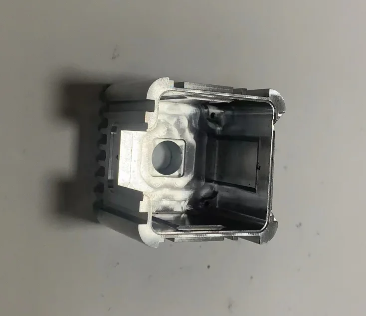 precision stainless steel aluminum alloy titanium alloy parts CNC machining milling turning parts manufacturing service