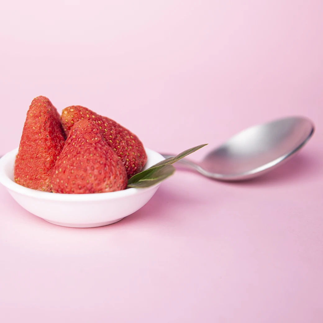 Delicious Healthy Natural Freeze Dried Strawberry Fruit Freeze Dried Strawberry Whole 25-35mm