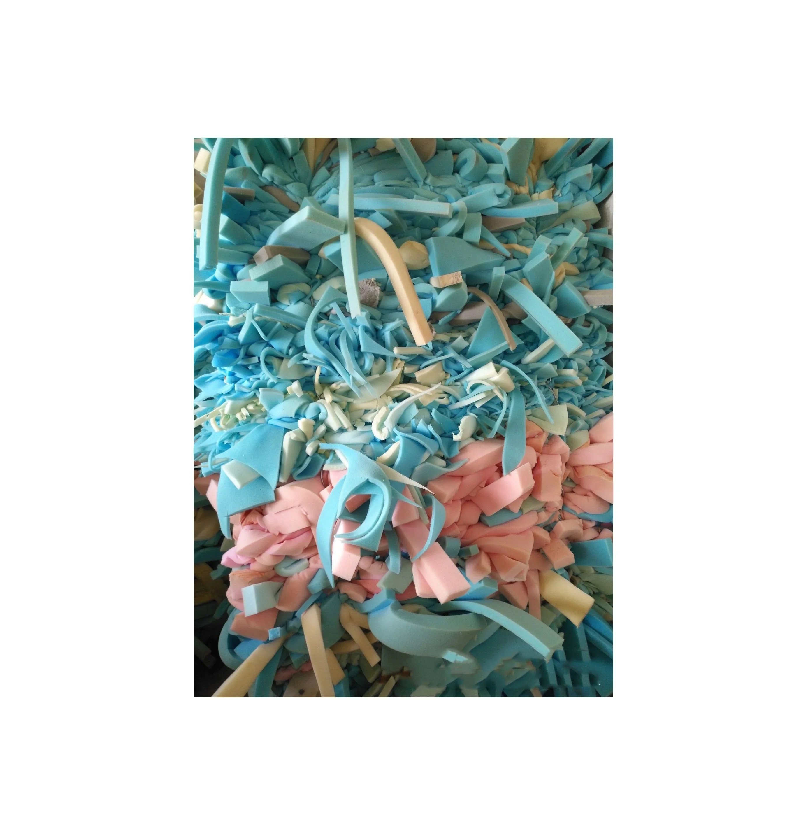 
Scraps Plastic Foam Scraps Wholesale Clean and Dry Recycled Plastic PU Foam Toy Packing Furniture Color Material Bales Origin 