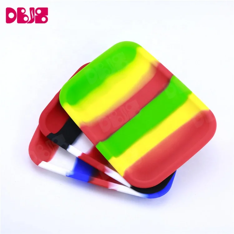
High Quality Custom Logo Silicone Weed Herb Tobacco Rolling Tray Weed Accessories Smoke Paper Rolling Tray 