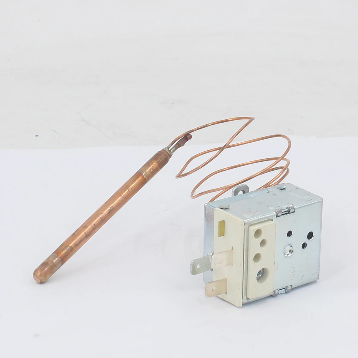 Universal wall mounted boiler temperature control valve