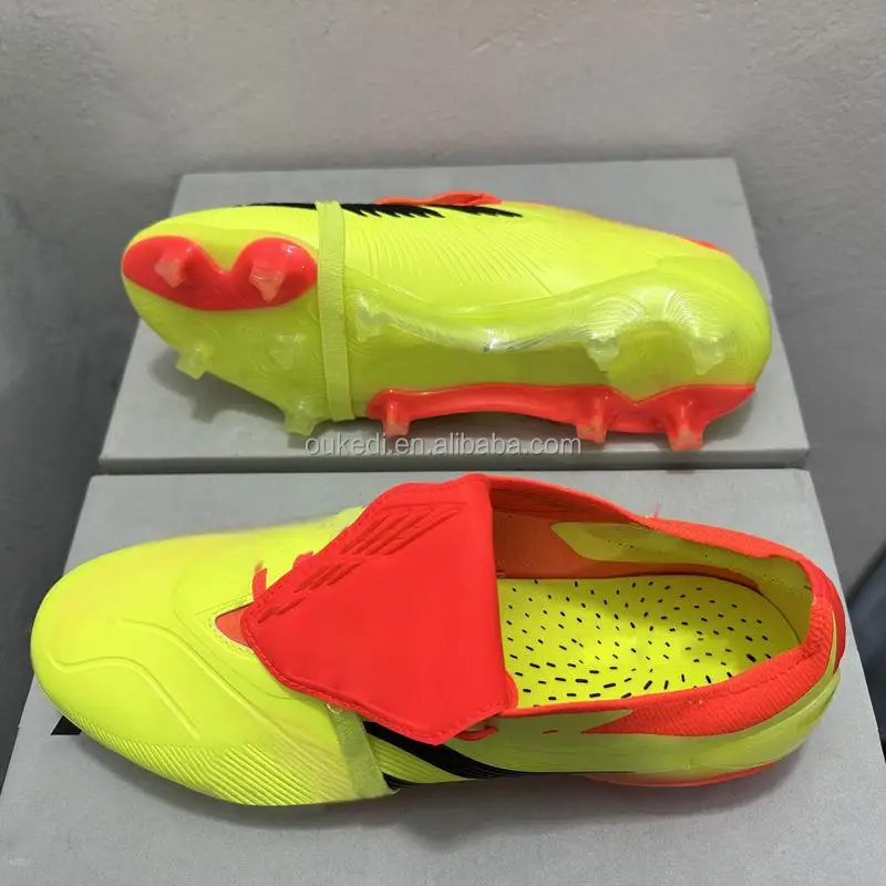 High quality bulk repurchase of new sports trend football shoes