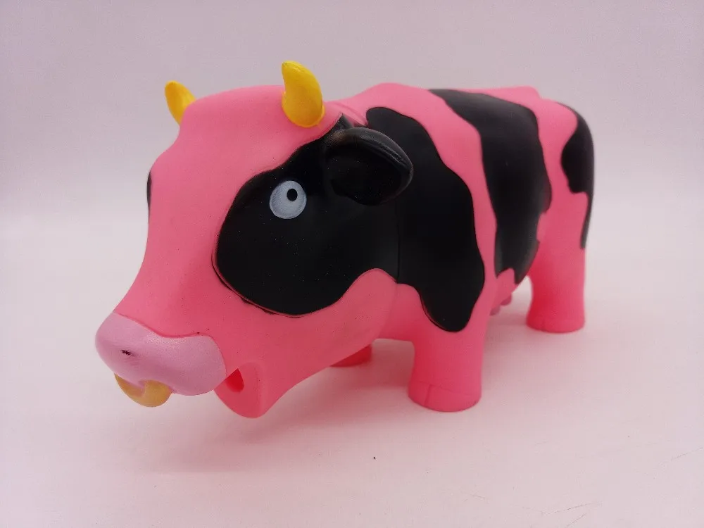 2023 Best selling products  custom plastic Make a sound cow animal toy squeeze toy farm animal toys