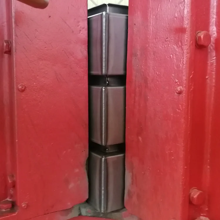 automatic electric enclosure welding machine