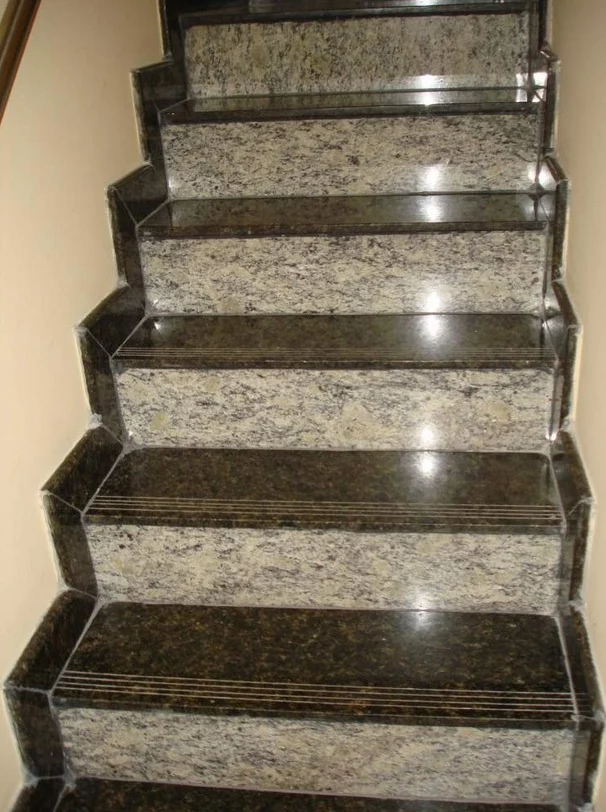 Granite Modern Chinese Natural Stone Indoor Office Building Stairs 3 Years Staircase Tiles Natural Stone Traditional R.S.C Stone