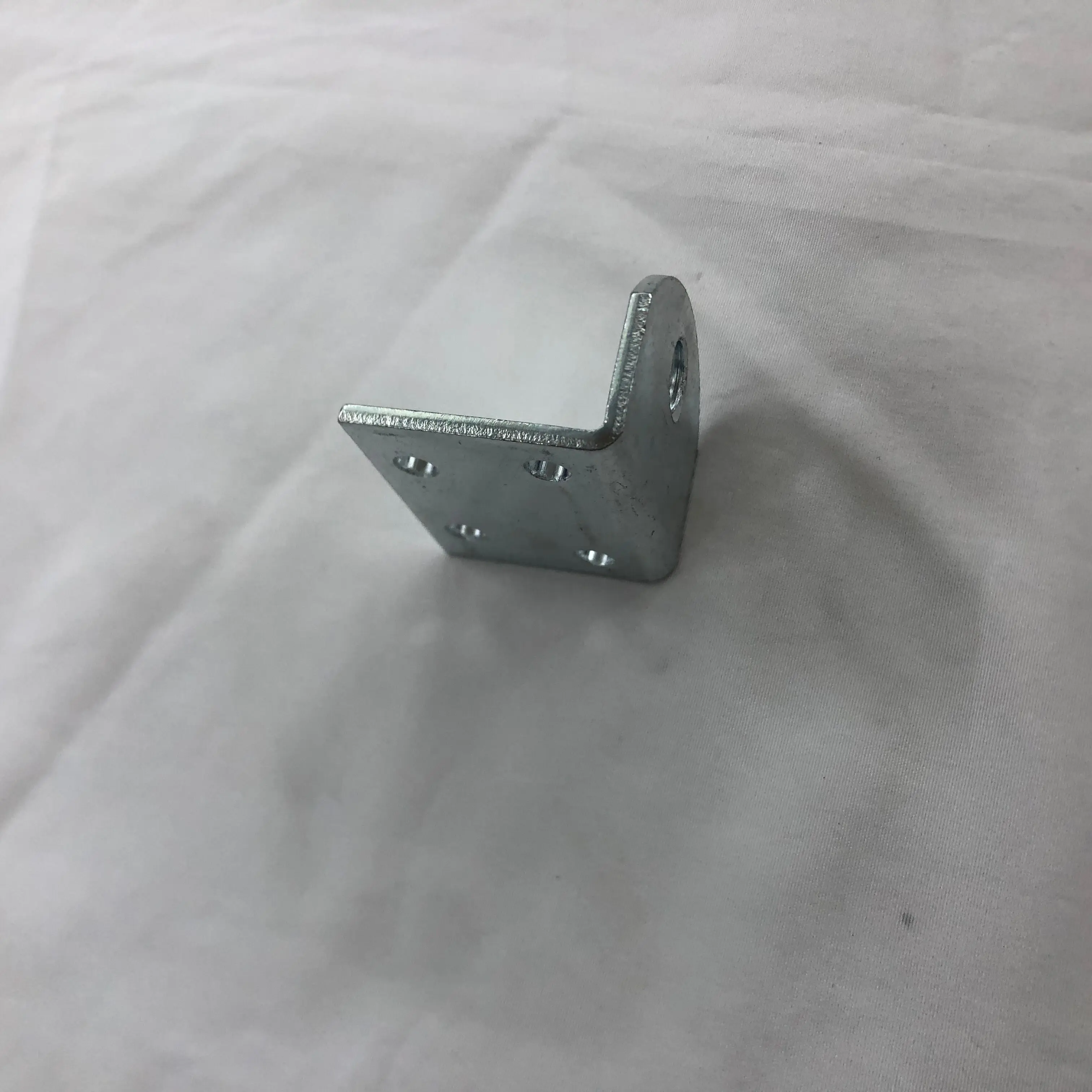steel leveler bracket with thread stem 5/16 inch corner bracket OEM and ODM factory 317112