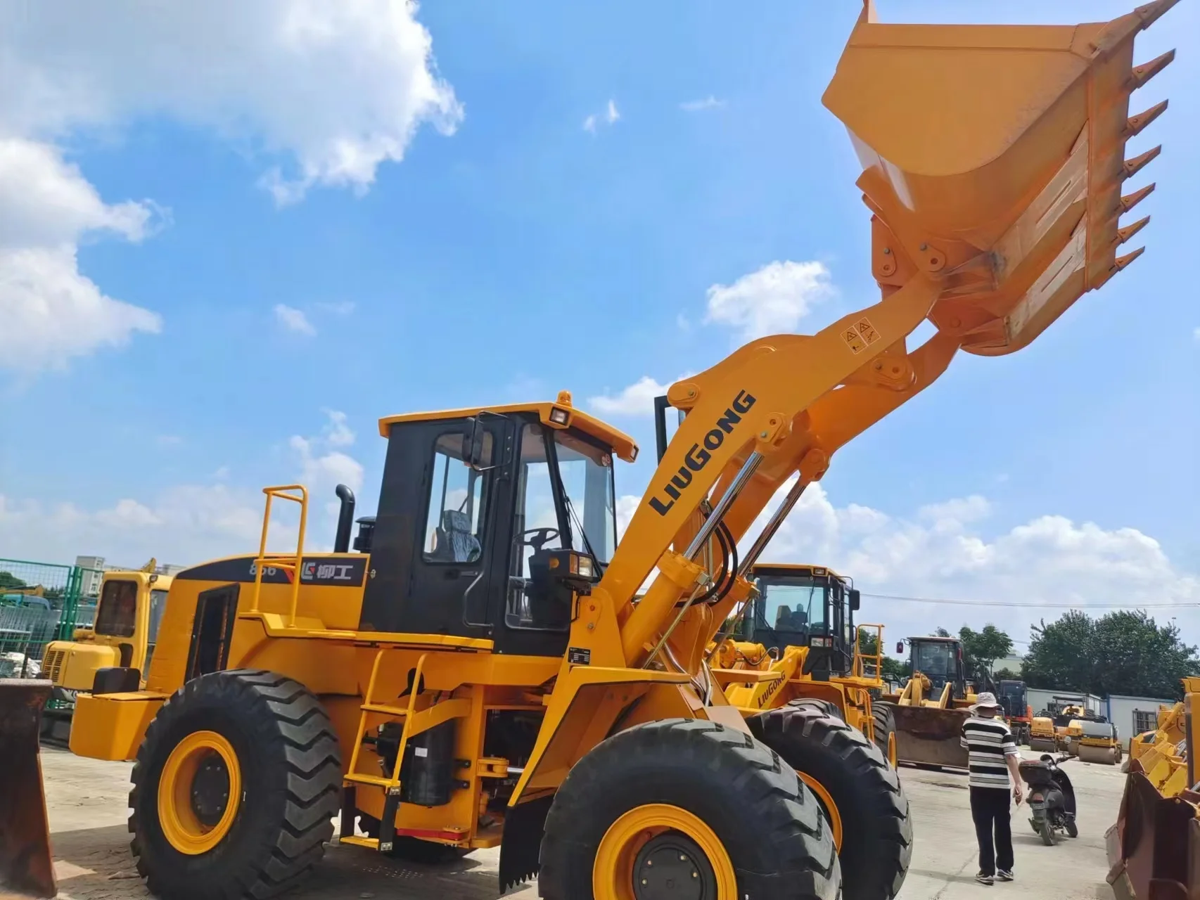 Used LG956 LG936 loader extension arm