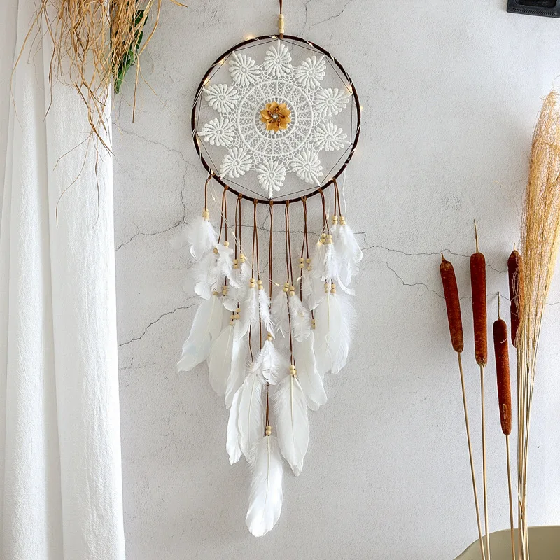White Bohemian Feather Dream Catcher Home Decoration Wall Hanging Decor For Bedroom Traditional Circular Net