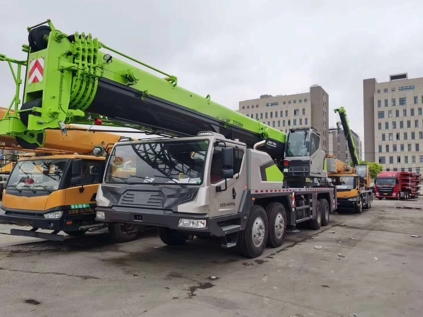 Строительная машина 55Ton новый грузовой кран ZTC550H телескопический стрела мобильные краны