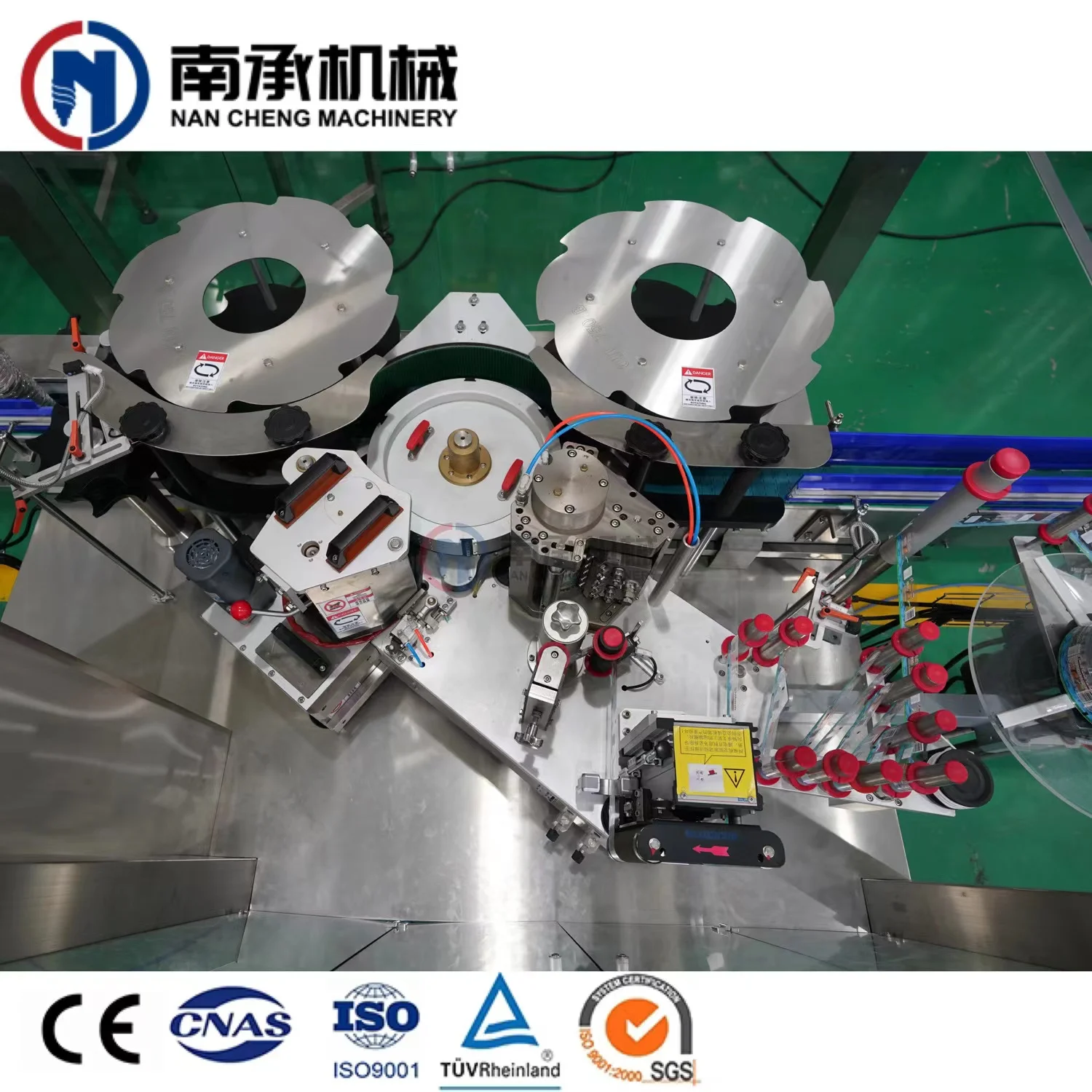 Automatic rotary PET mineral water drink round square bottle OPP BOPP film hot melt glue labeling machine