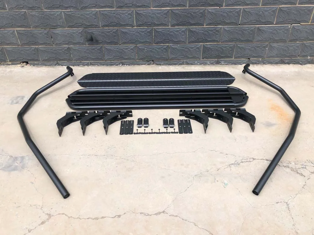 Lc79 Bumper Car Parts Rear Bumper With Tire Carrie Car Bumpers for Totota