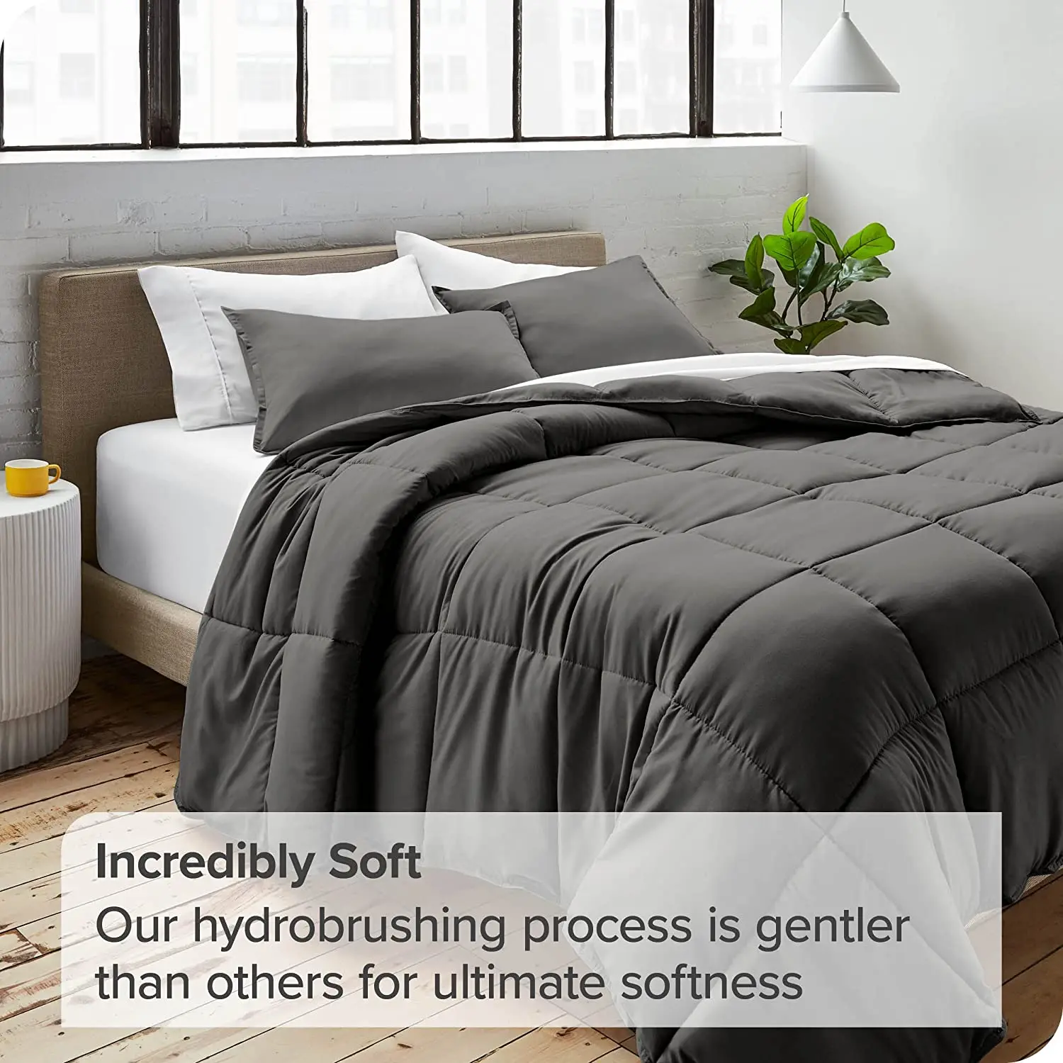 Ultra Soft Goose Down Alternative Premium 1800 Series All Season Warmth Comforter Set.