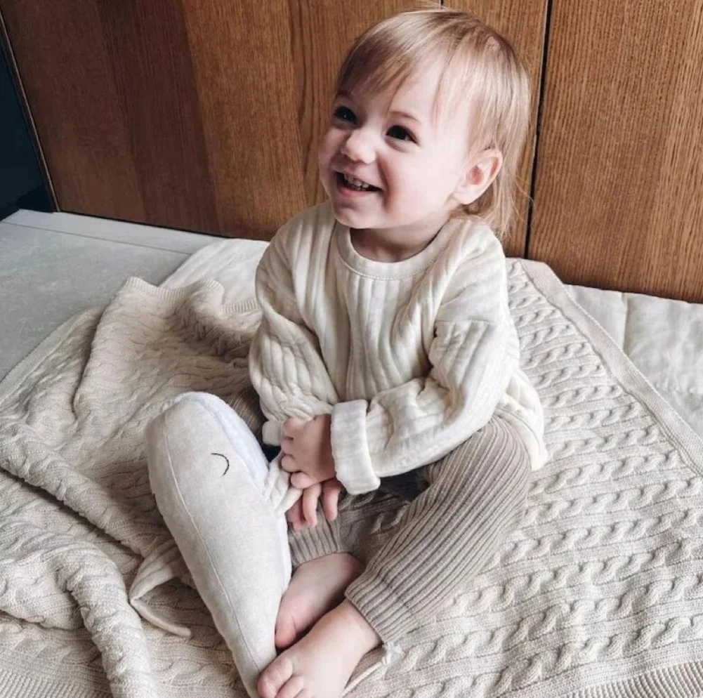 Customized 100% Cotton Baby Shower Gift Hygge Gender Neutral Kids Braid Blanket Newborn Sleeping Knitted Baby Blanket