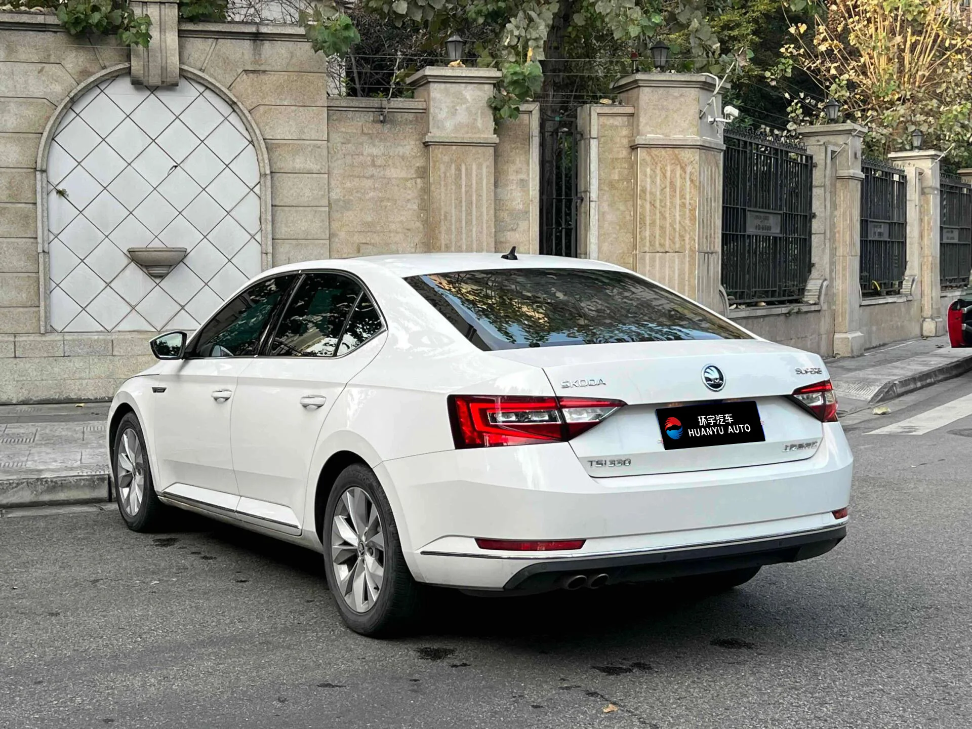 most popular Volkswagen Skoda Superb 1.4T Midsize 2023 2024 Gasoline Car TSI280 DSG Skoda Superb china