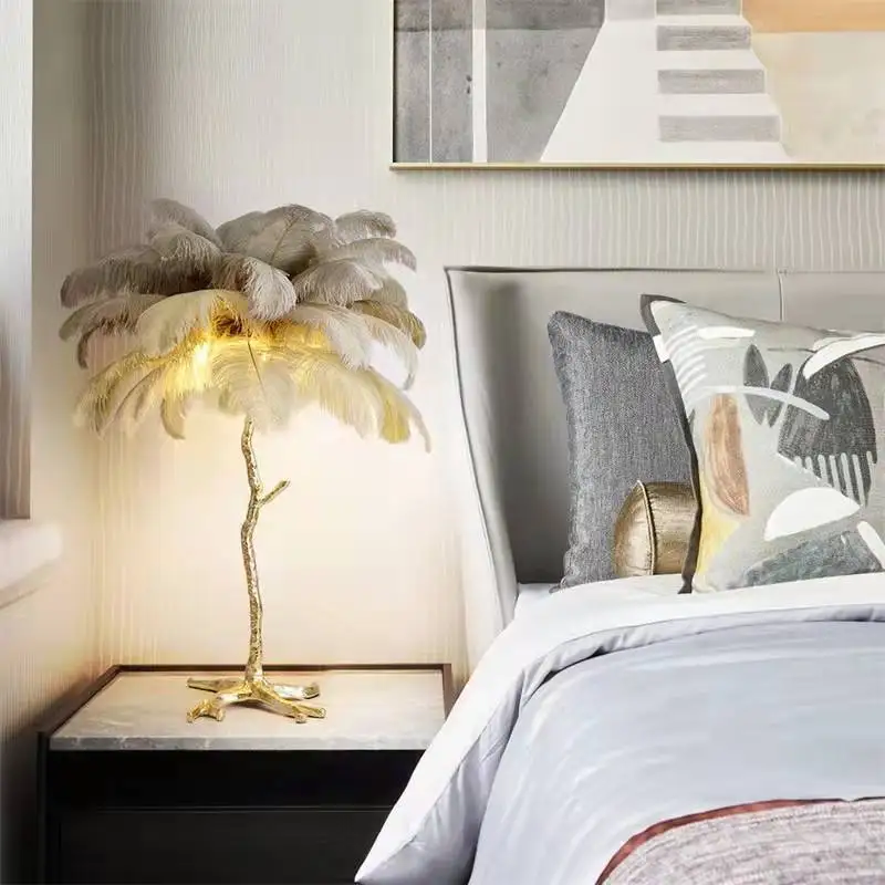 Hot sale luxury copper ostrich feather led table lamp