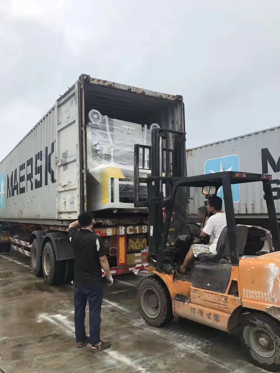 AWNING PAULIN HEMMING MACHINE TARPAULIN MAKING MACHINE PE PVC TWO EDGES FOLDING AND ROPE INSERTING MACHINE