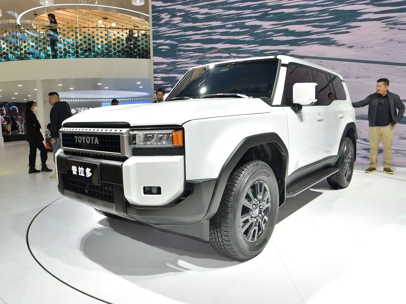 2024 Toyota Prado 2 4 T Un ALR ADV Lux-hi 6-местный GAC FAW L и C ruiser Гибридный большой внедорожник 4WD электрический автомобиль сделано в Китае