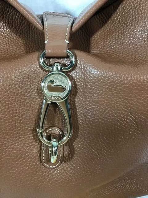 2024 factory logo lock shoulder bag leather saddle tan hobo bag elegant luxury lock women handbags