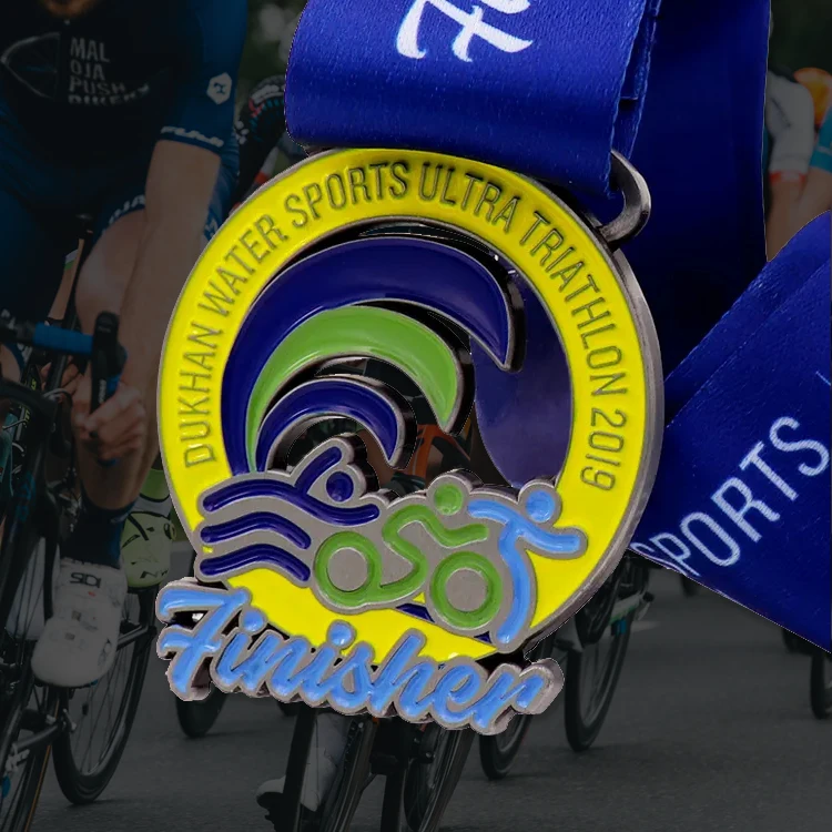 Advanced Technology Hiking Custom Metal Medal Glass Run Cycling Soccer Football Bodybuilding Judo Medal Medals and Trophies