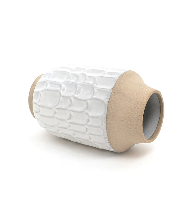 32cm Height Geometric Style Design White Pottery Clay Vase Nordic Modern Ceramic Vase Home