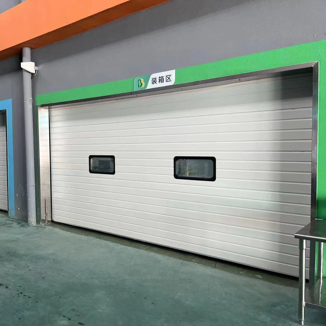 Factory Warehouse Industrial Sectional Door With Windows Sectional Industrial Door