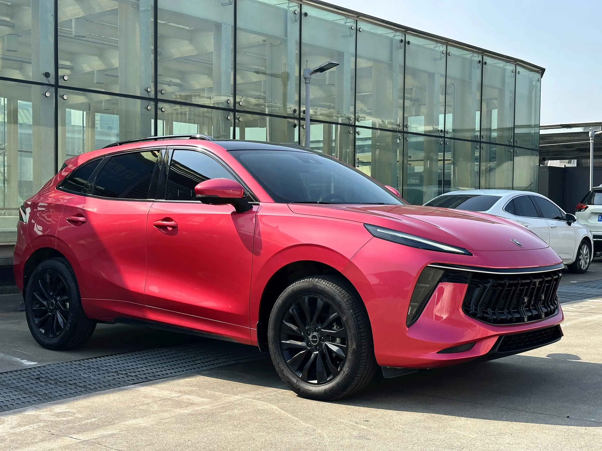 Dongfeng Forthing T5 Evo газовый автомобиль 1 5 т Dct Diamond Compact Suv5 дверь с сиденьями бензиновый
