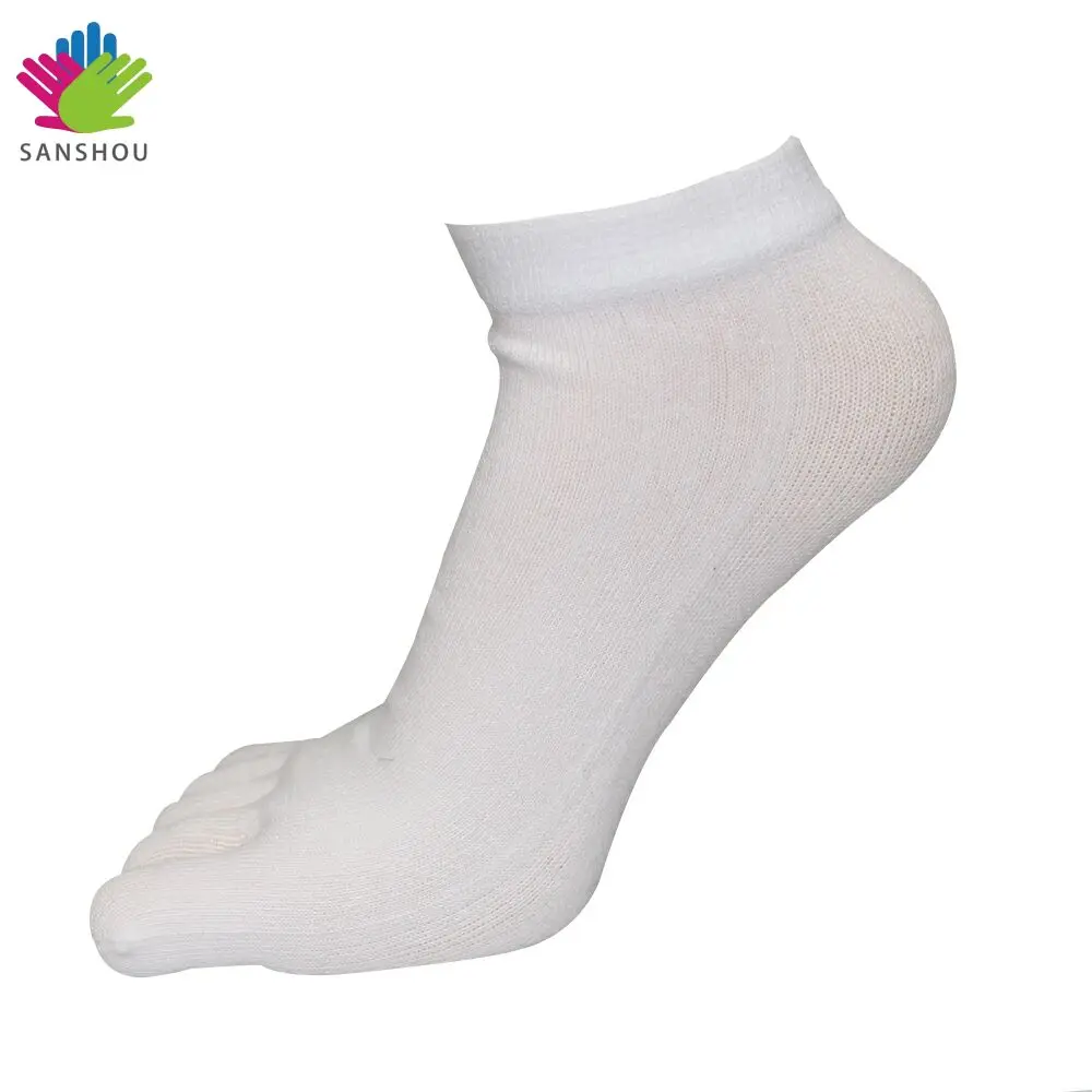 Wholesale Factory Supply  Comfortable Custom Cotton Casual Ankle Sports Mens Five Finger Toe Socks
