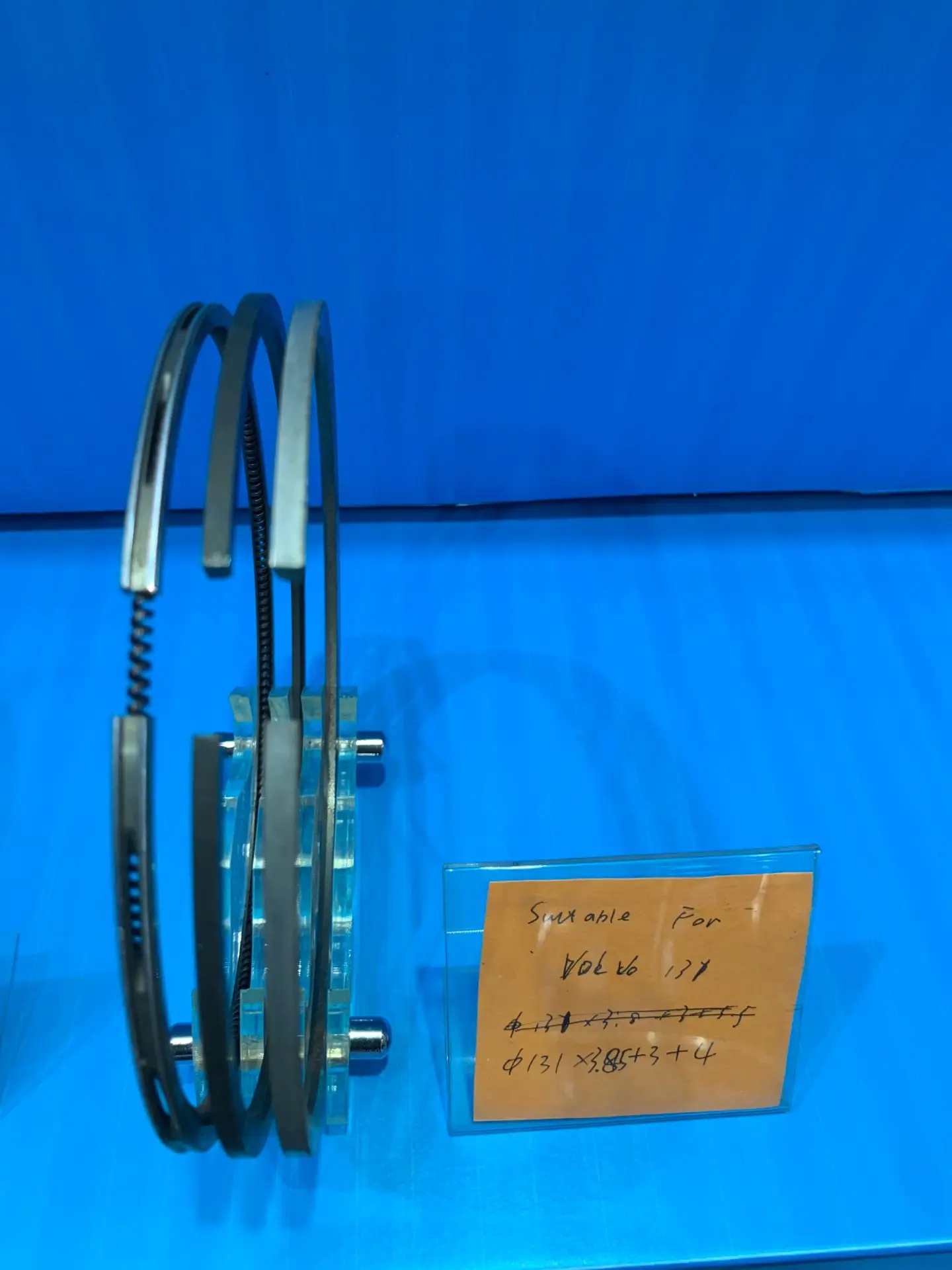 Top quality piston piston ring for VOLVO 131 car piston ring