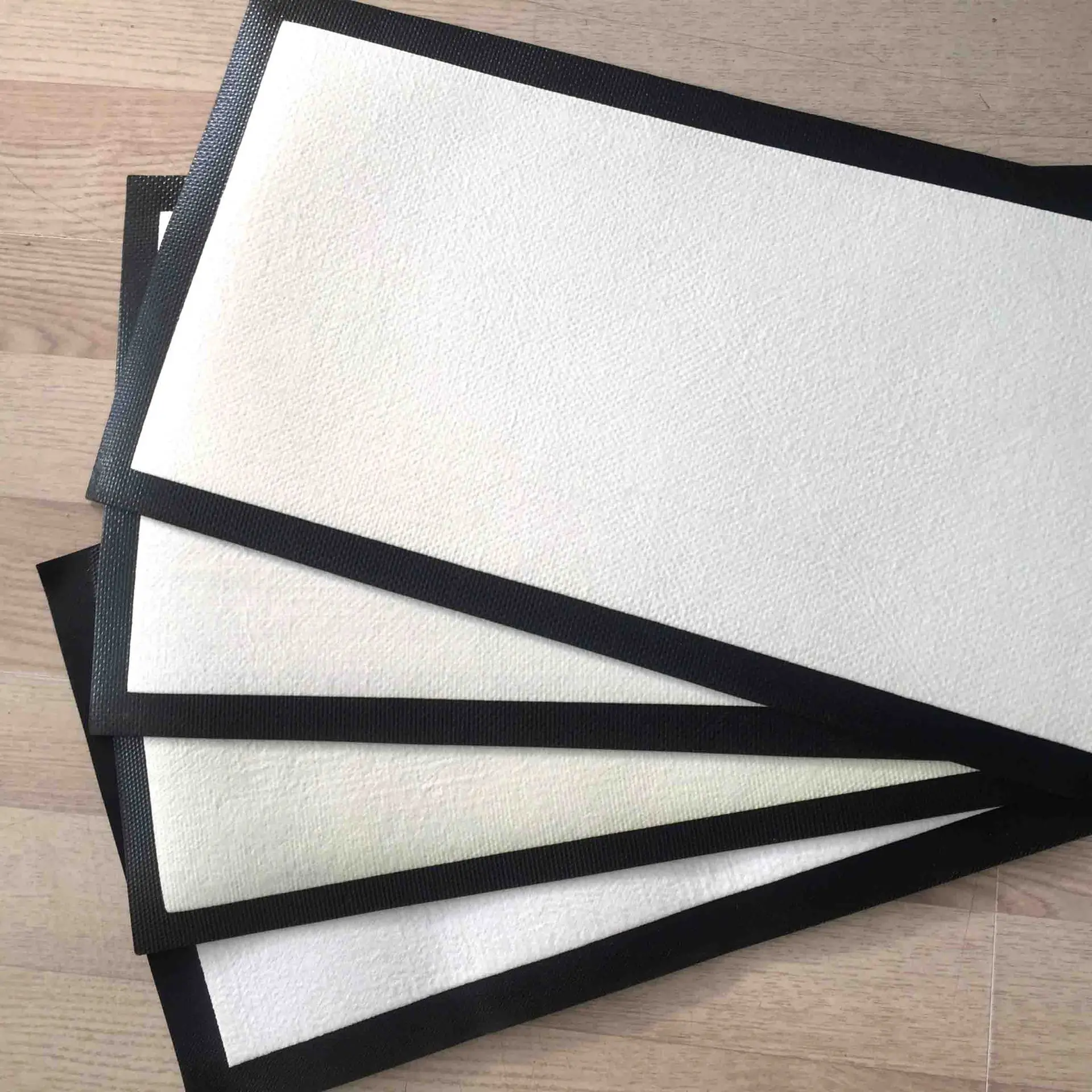 Custom Rectangular Non-woven Rubber Strip Runner and bar Mat with Digital Printed UV logo Blank Customizable Pattern
