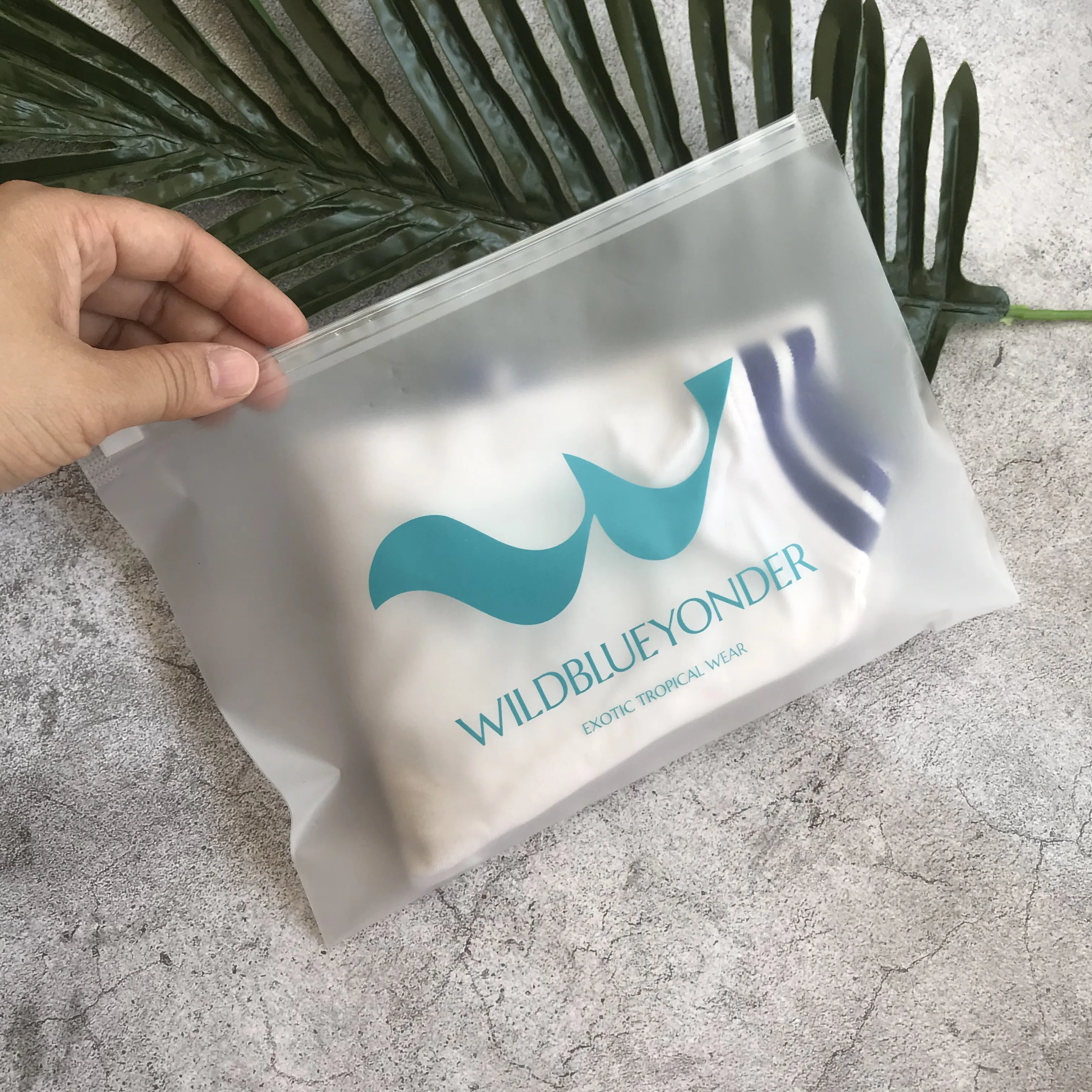 2021 Factory Wholesale High Quality Composite Bag Packaging  Clothing Bag Packing Zipper Bag